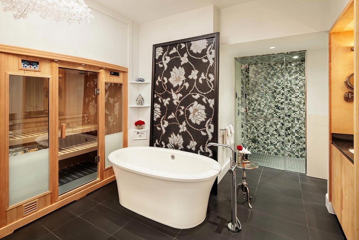 Portland Hotels with Jacuzzi and Hot Tub in room